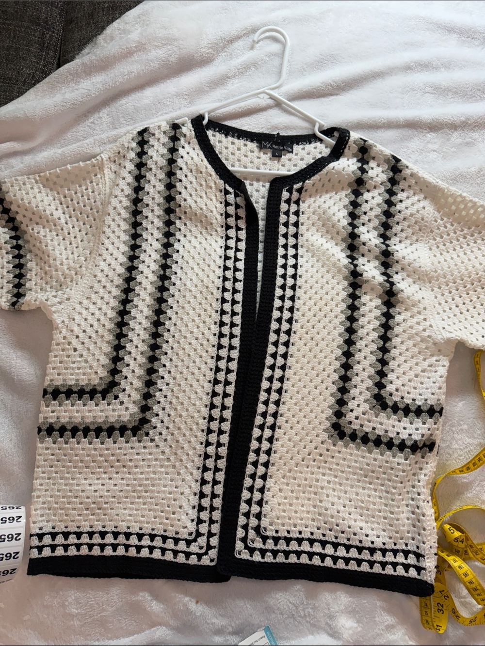 MK Metrics Knits Cream and Black Openwork Short-Sleeve Cardigan